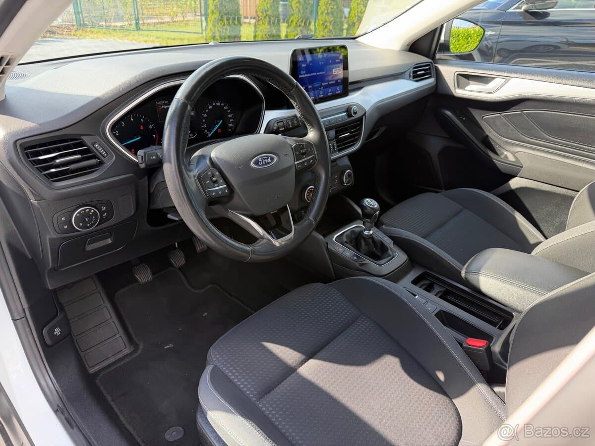 2019 Ford FOCUS - 15