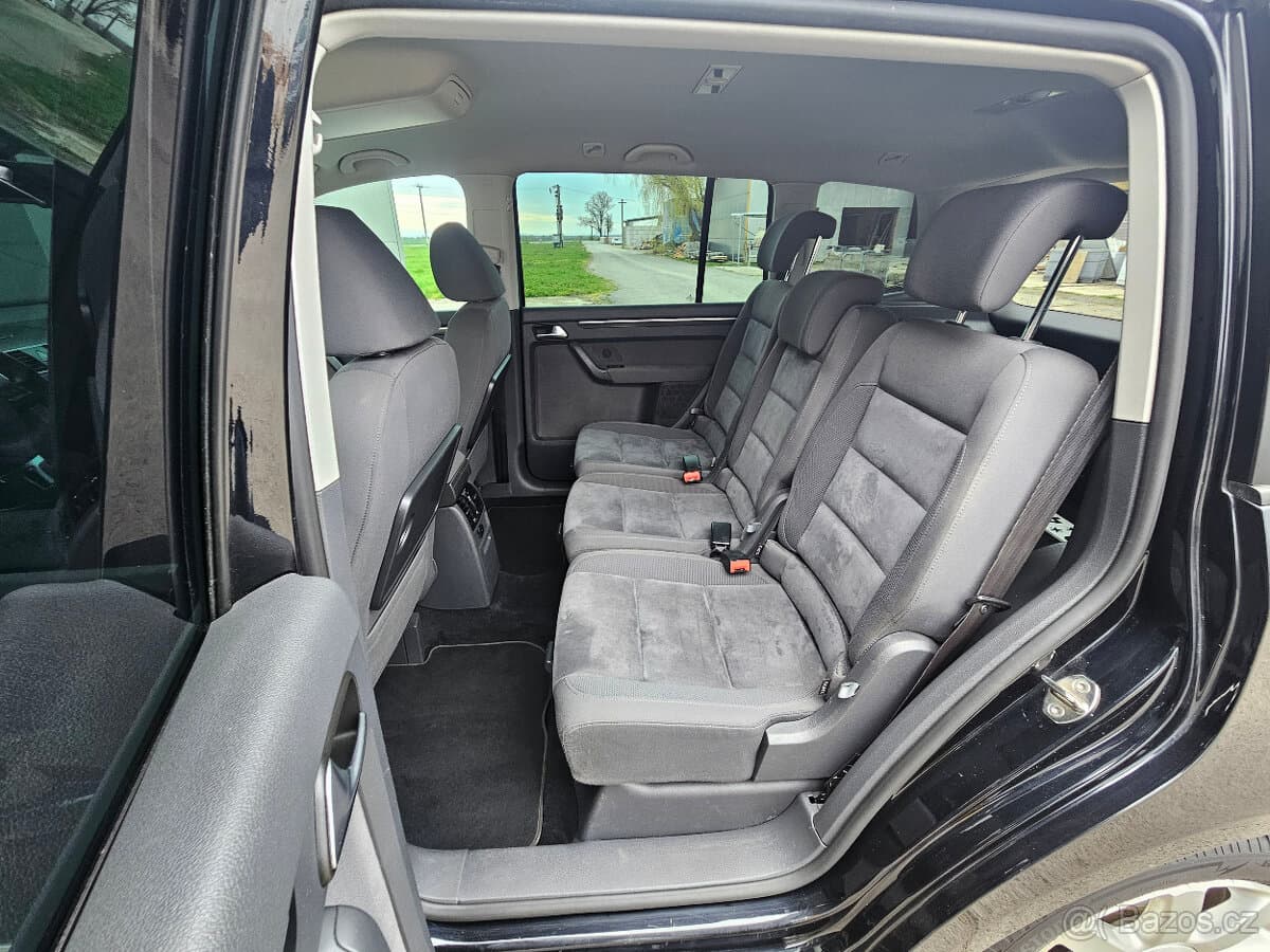 2011 Volkswagen TOURAN - 15