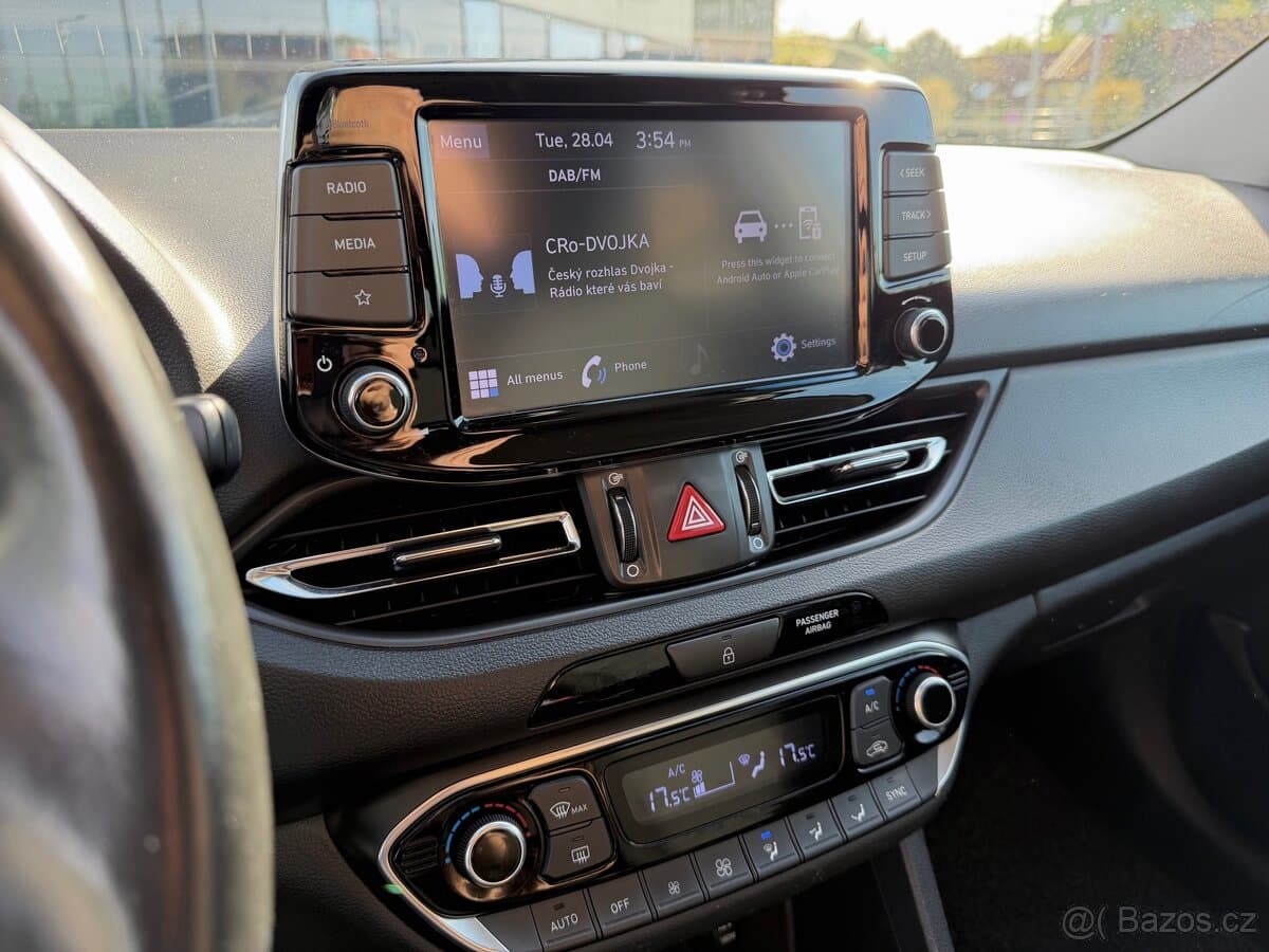 2022 Hyundai i30 - 15