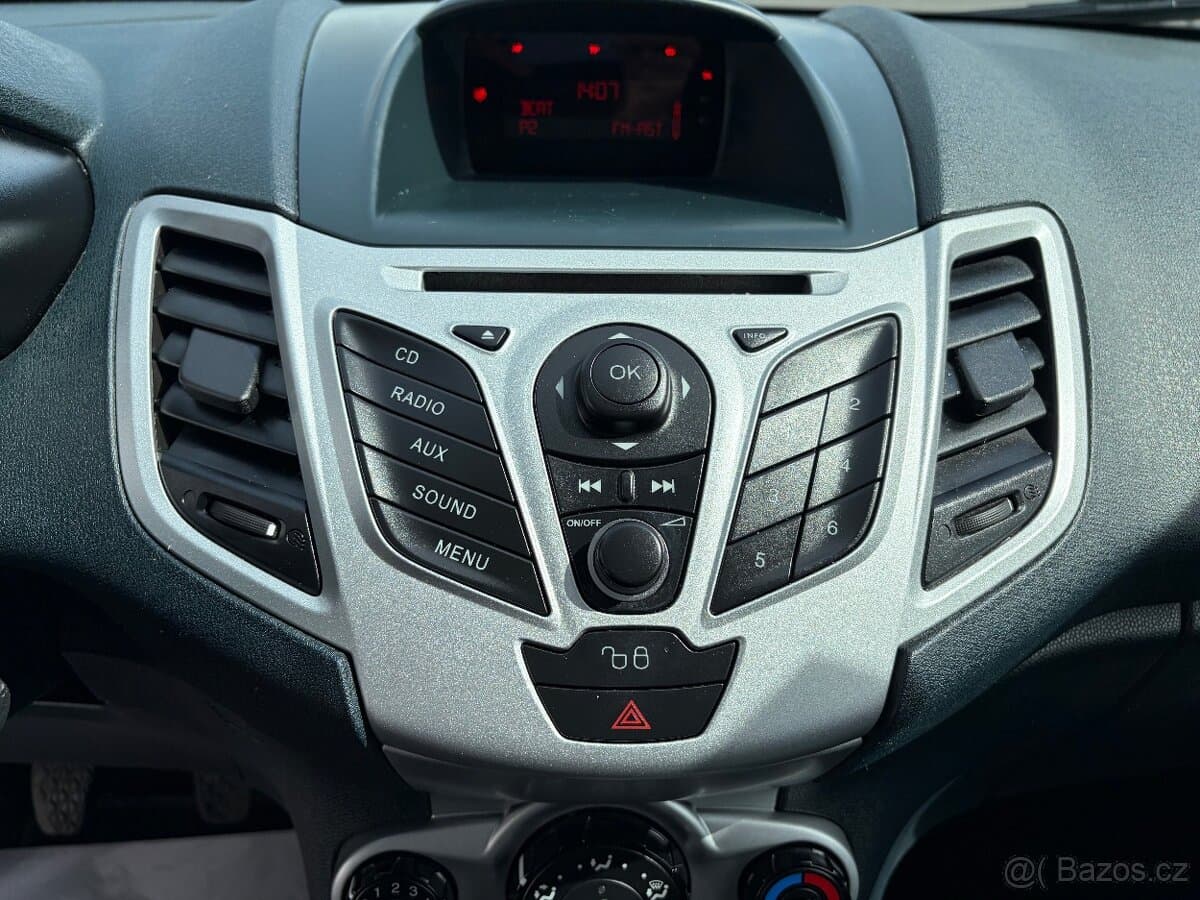Ford FIESTA - 15