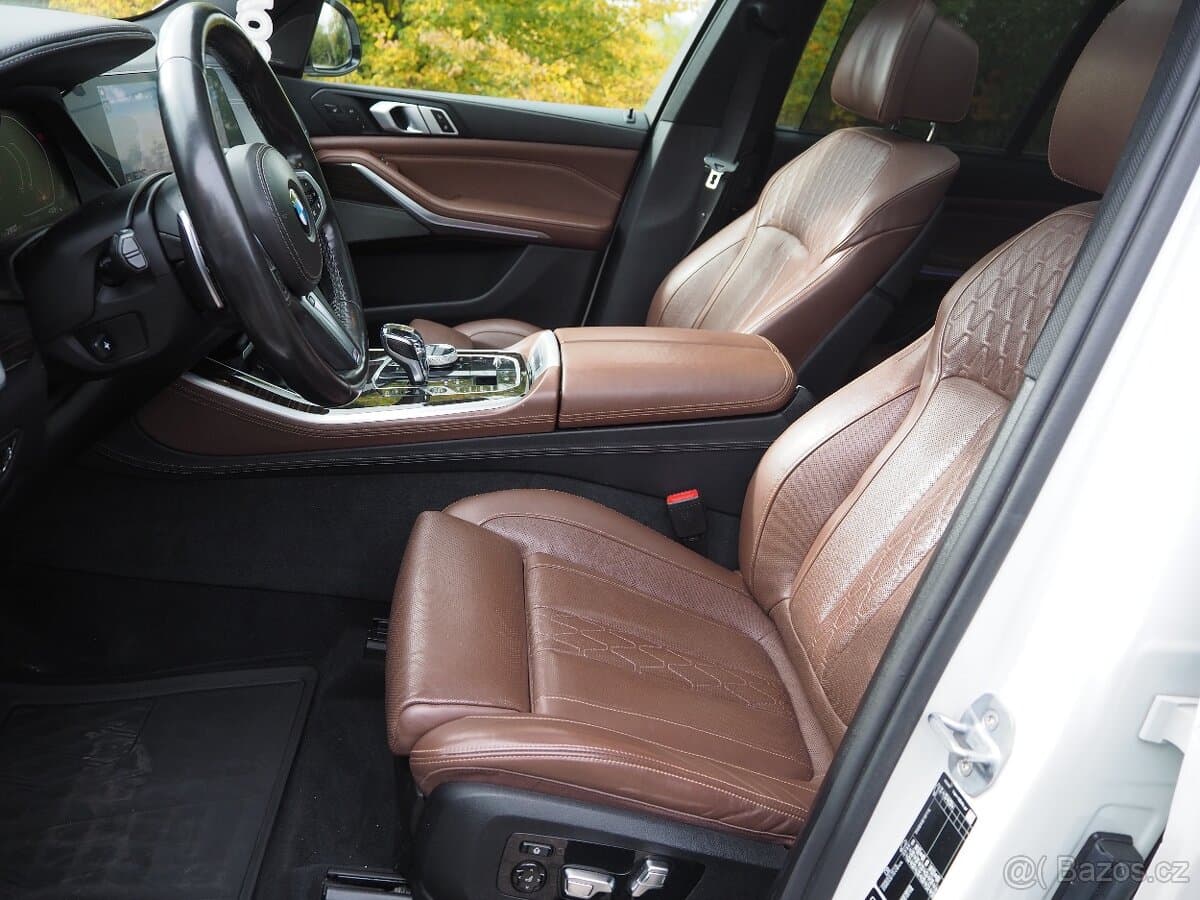2019 BMW X5 - 15