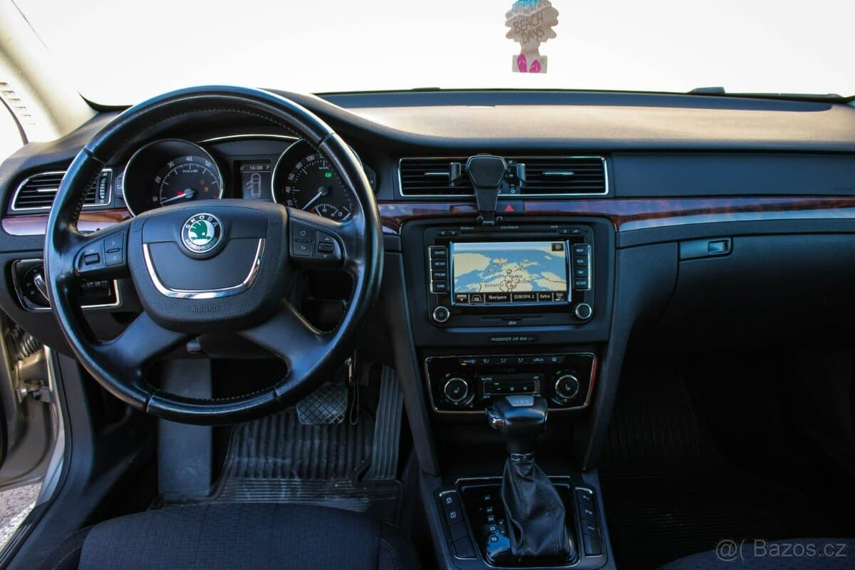 2012 Škoda SUPERB - 15