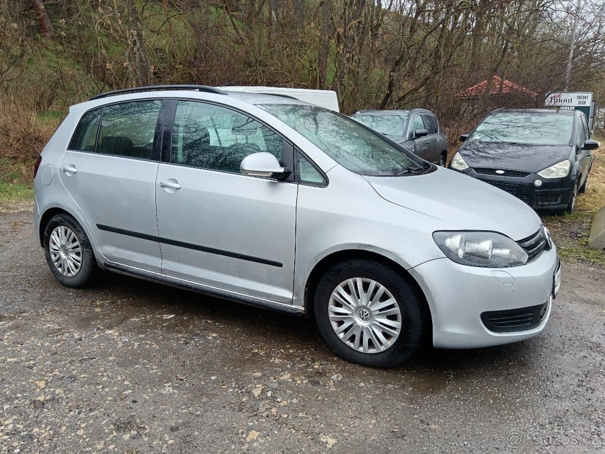2009 Volkswagen GOLF - 15