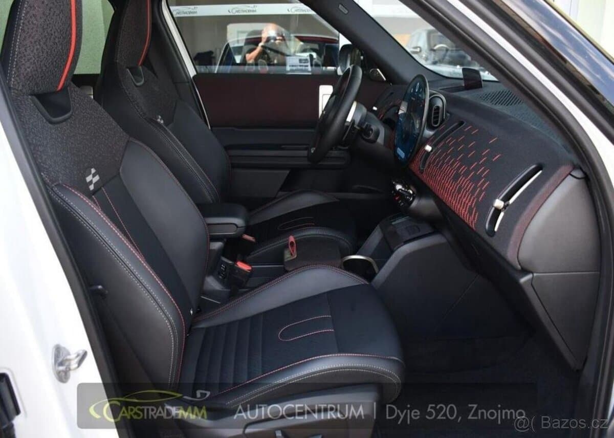 2024 Mini COUNTRYMAN - 15