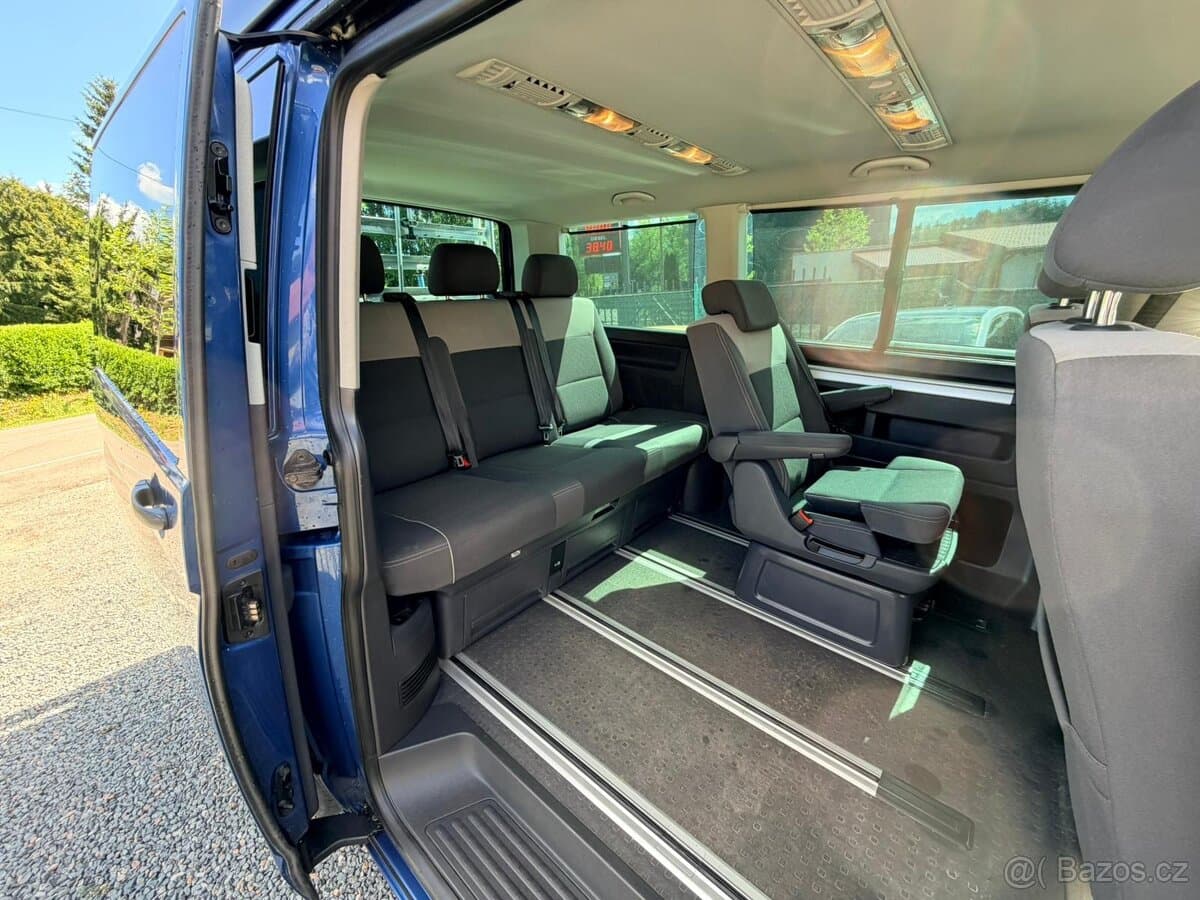 Volkswagen MULTIVAN - 15