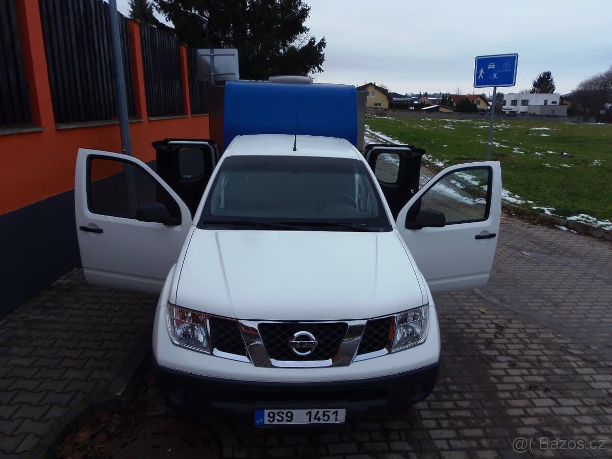 2009 Nissan NAVARA - 15