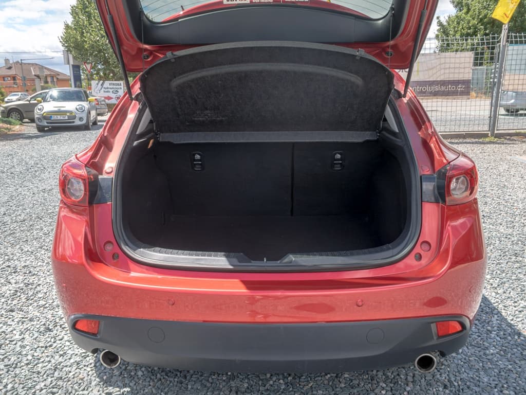 2015 Mazda 3 - 15