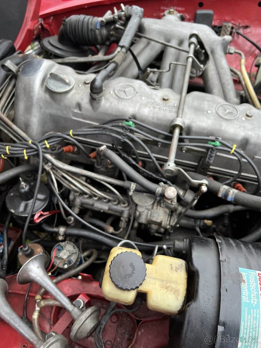 1966 Mercedes-Benz SL - 15