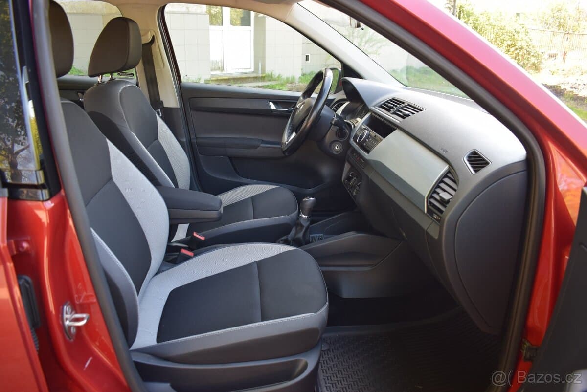 2015 Škoda FABIA - 15