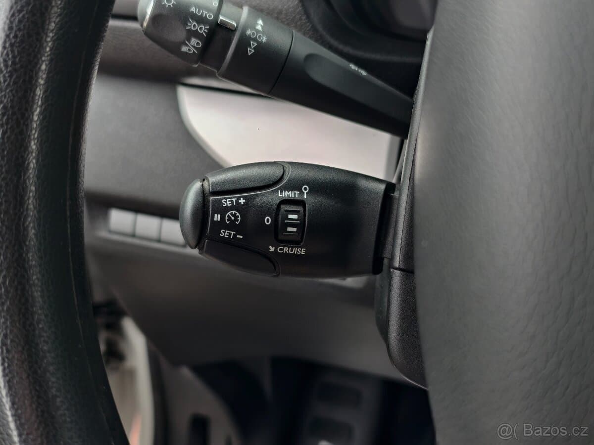 Opel VIVARO - 15