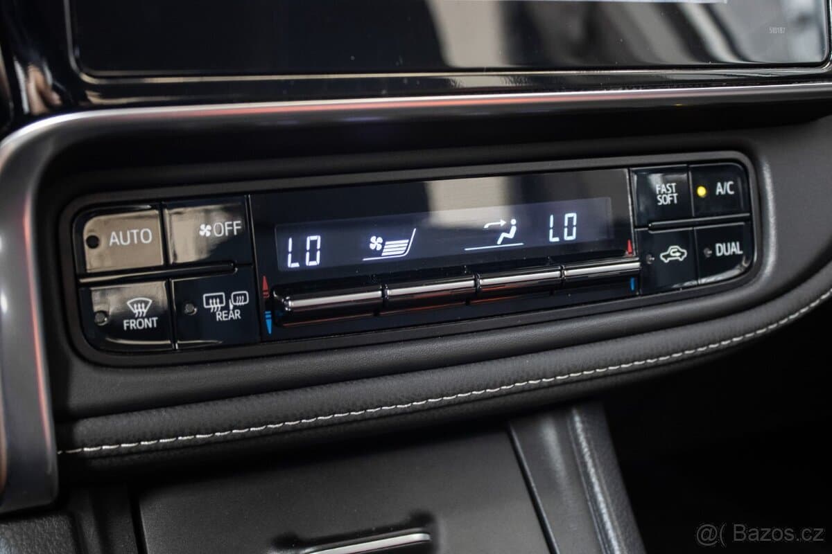 2017 Toyota COROLLA - 15