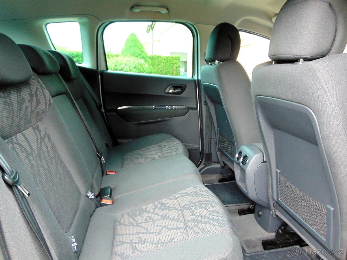 2012 Peugeot 3008 - 15