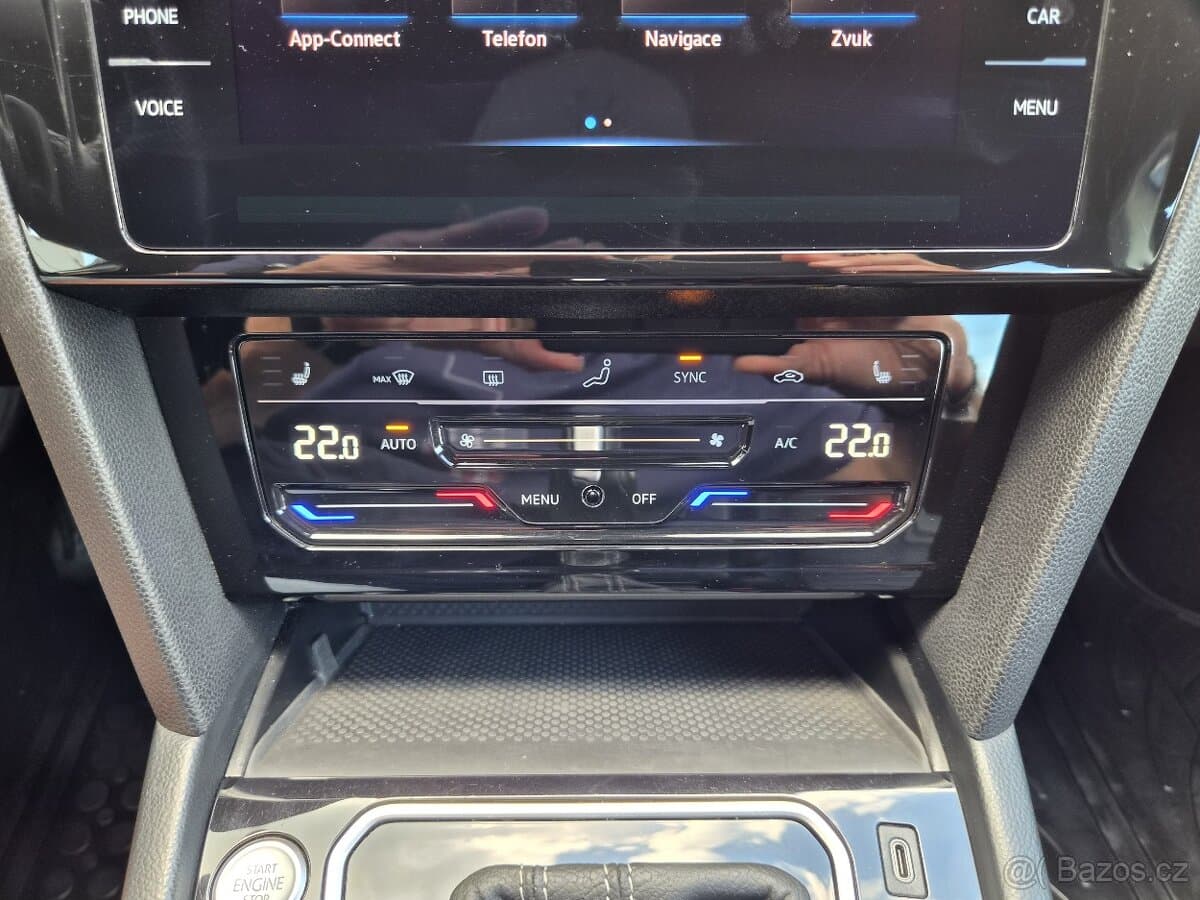 2020 Volkswagen PASSAT - 15