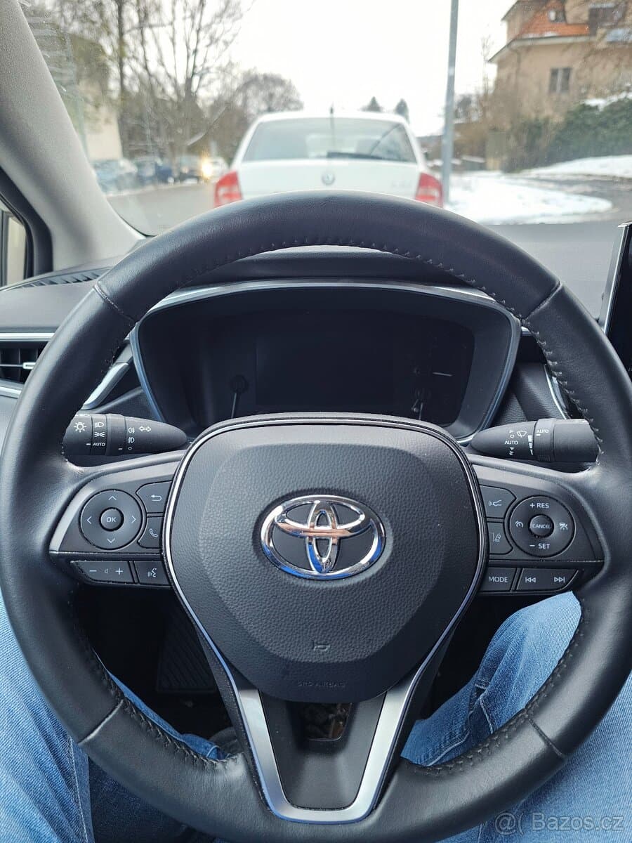2023 Toyota COROLLA - 15