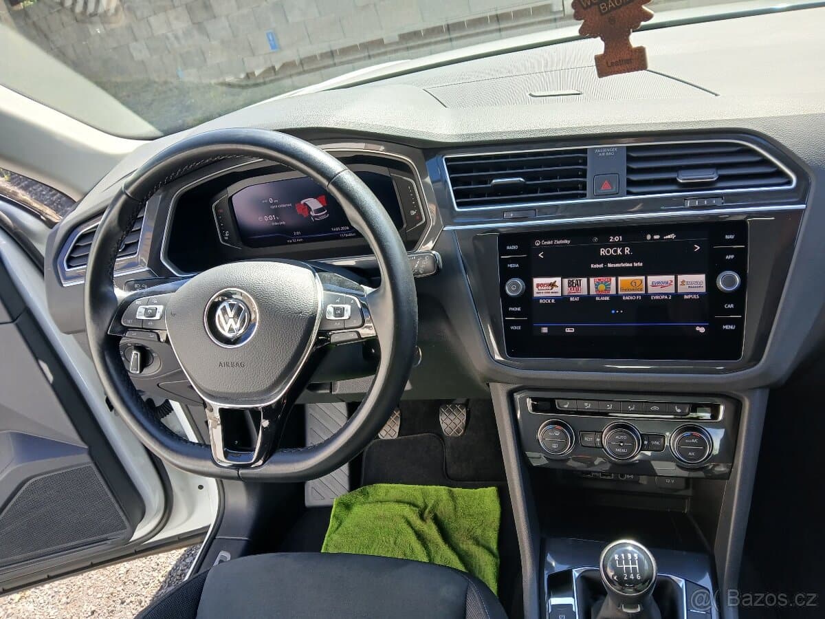 2019 Volkswagen TIGUAN - 15