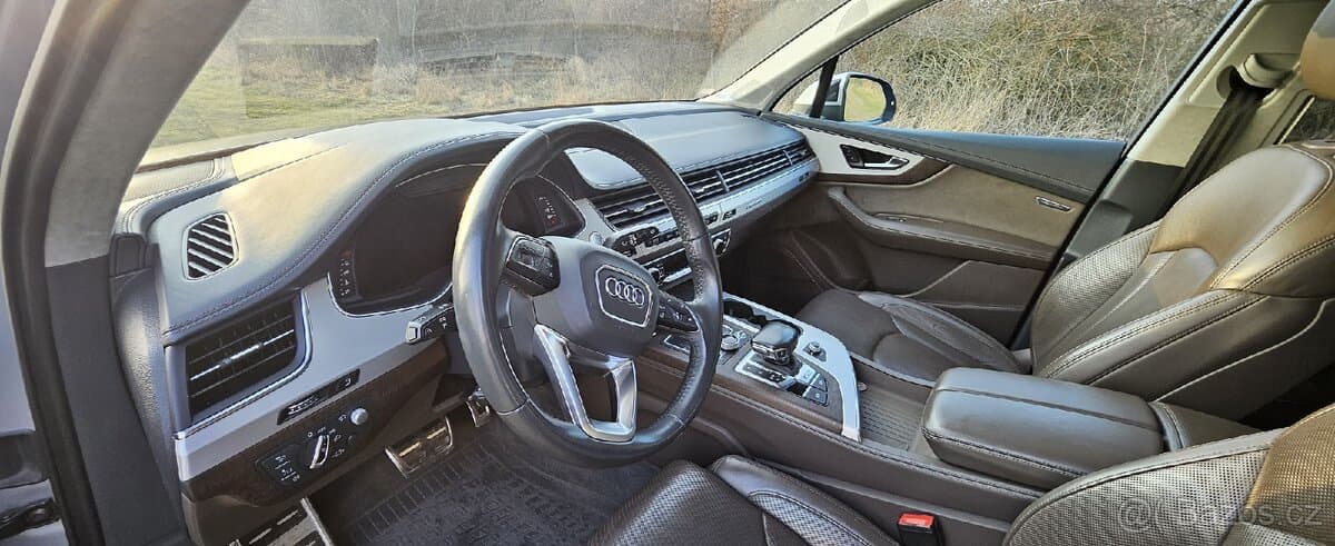 2017 Audi SQ7 - 15