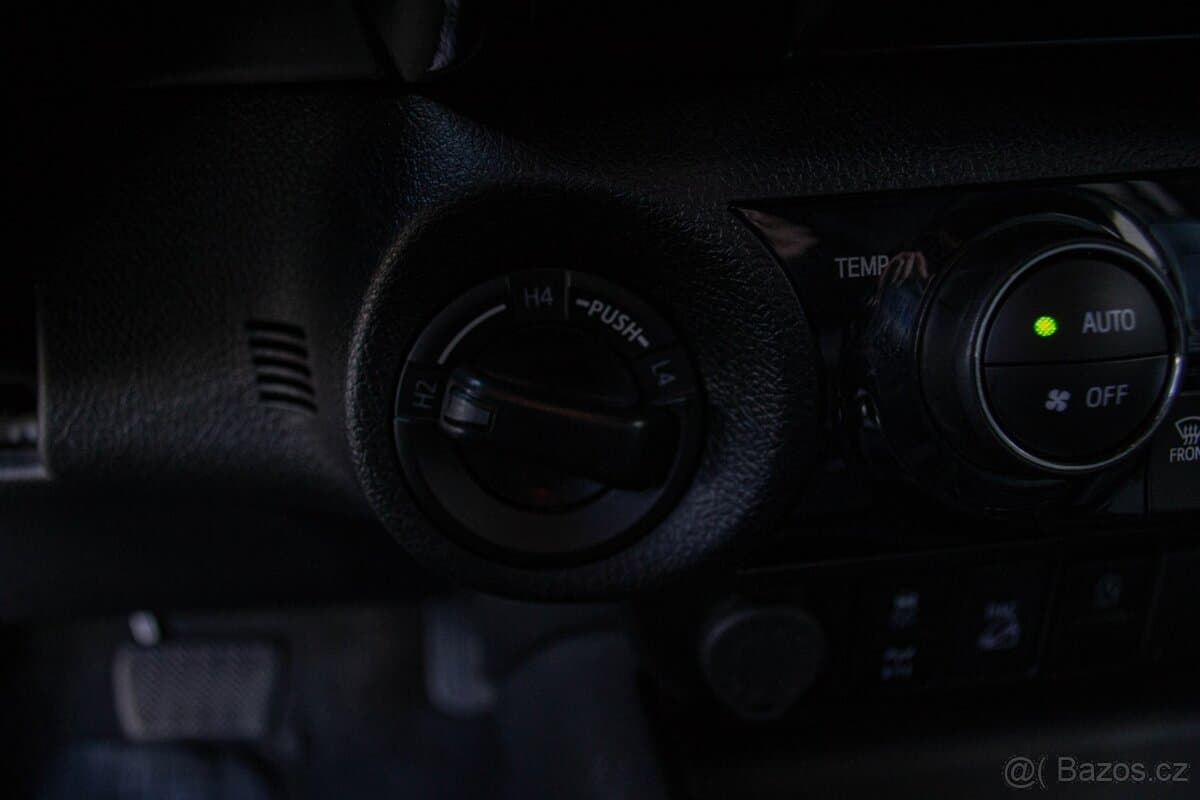 2024 Toyota HILUX - 15