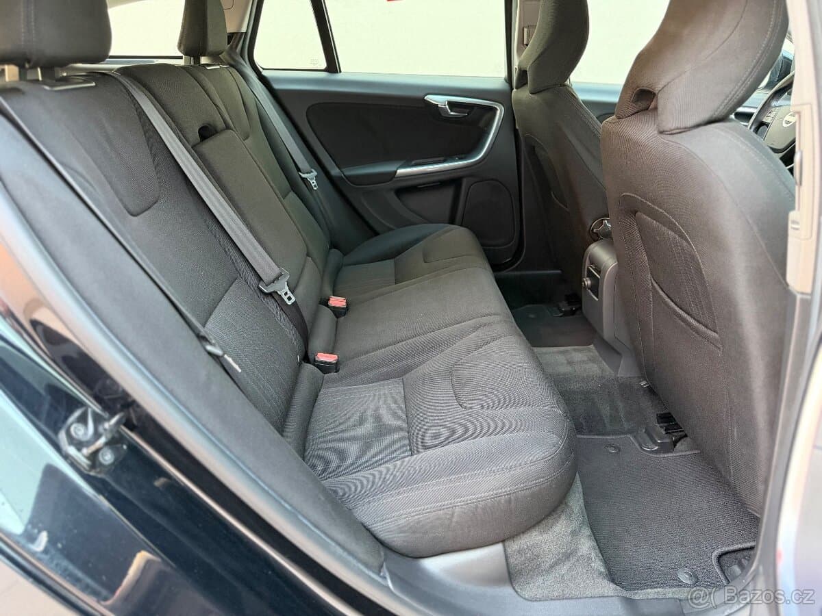 2013 Volvo V60 - 15