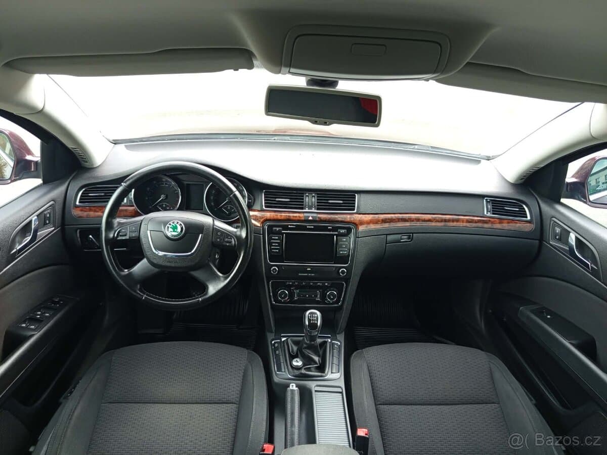 2010 Škoda SUPERB - 15