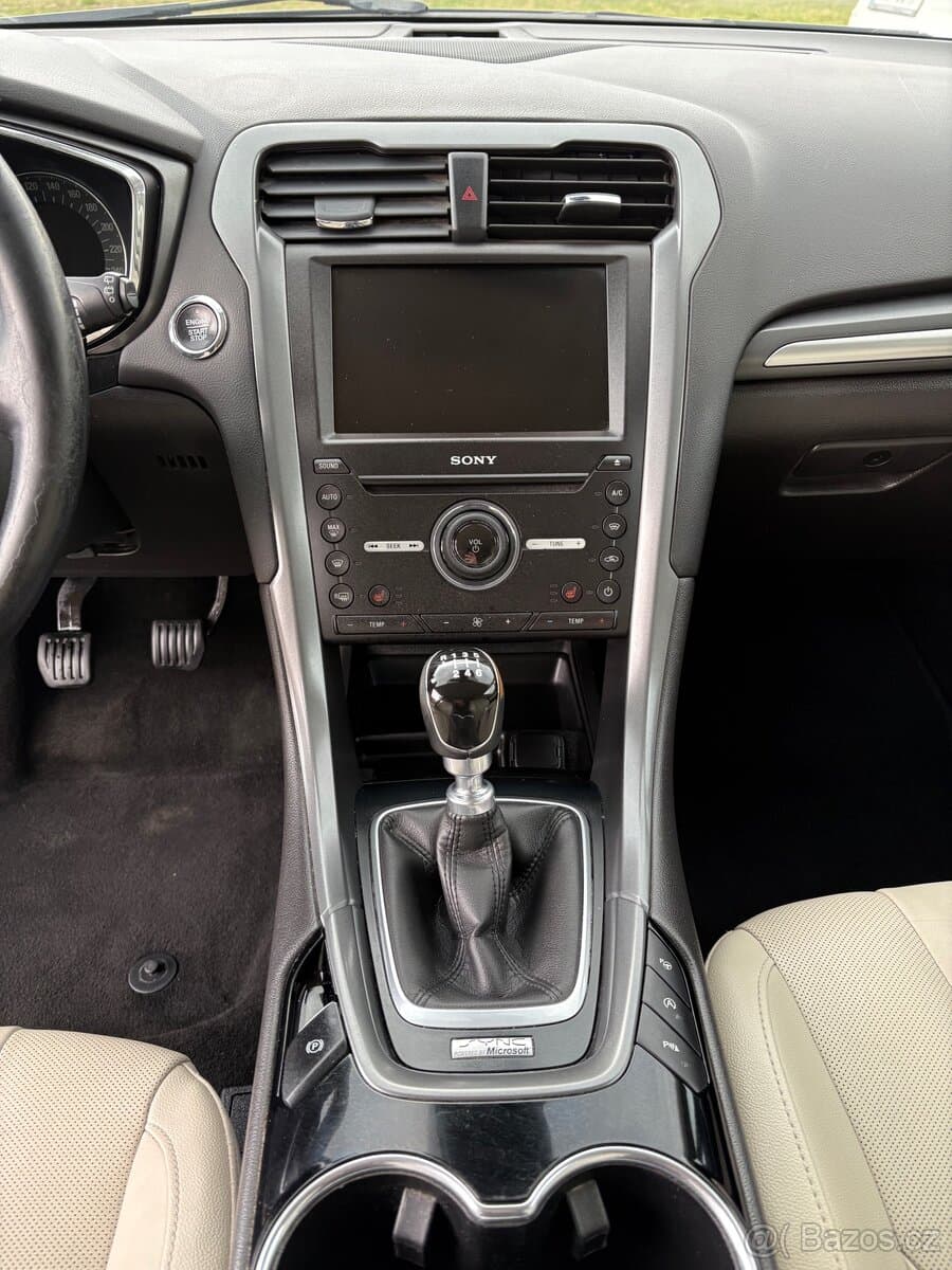 2016 Ford MONDEO - 15
