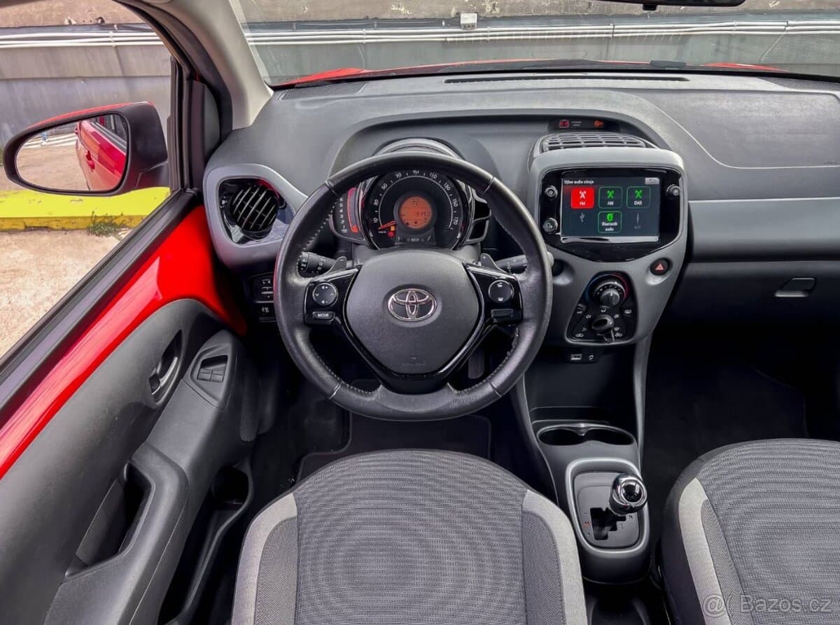 2021 Toyota AYGO - 15