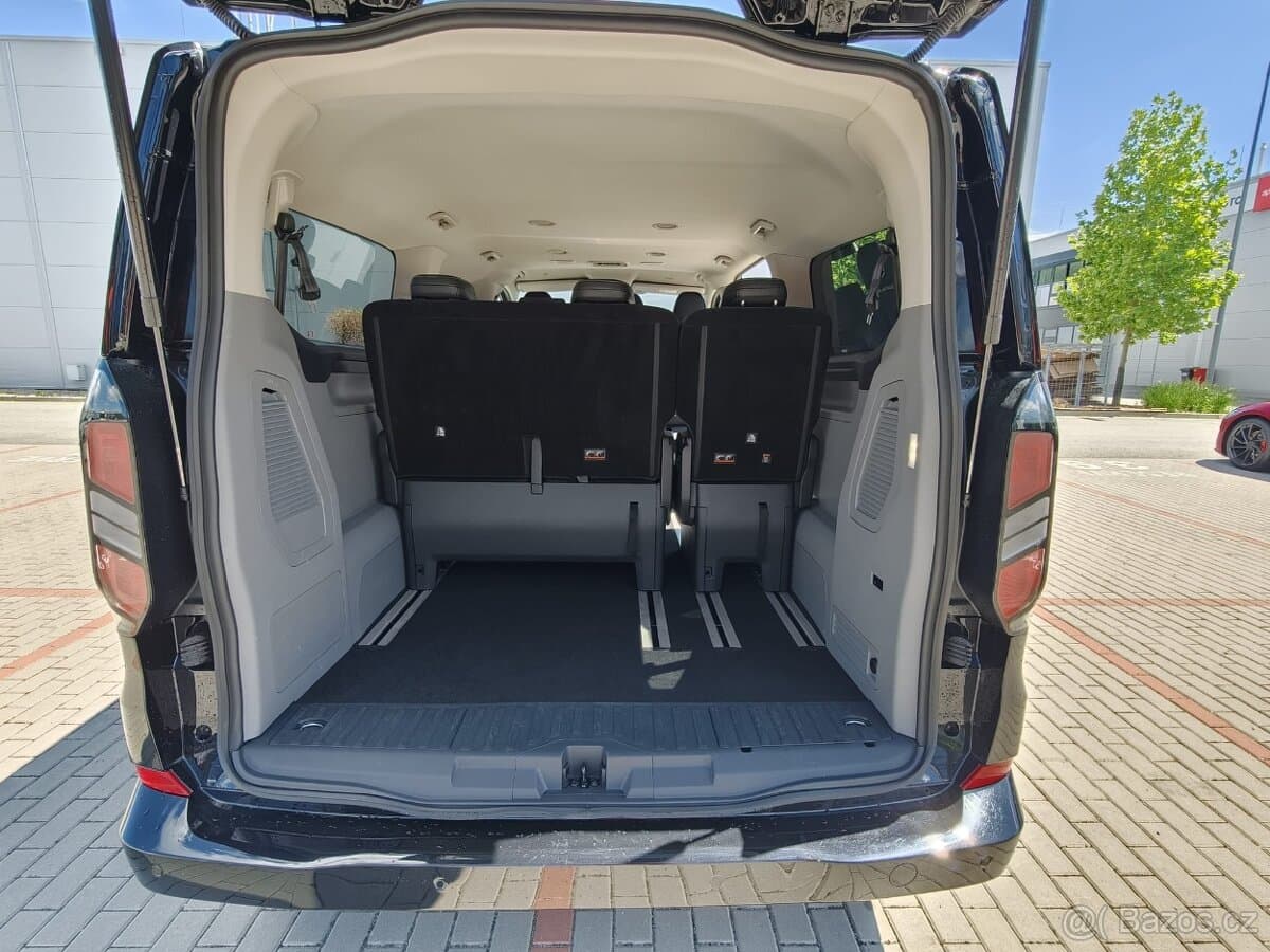2025 Ford TOURNEO - 15