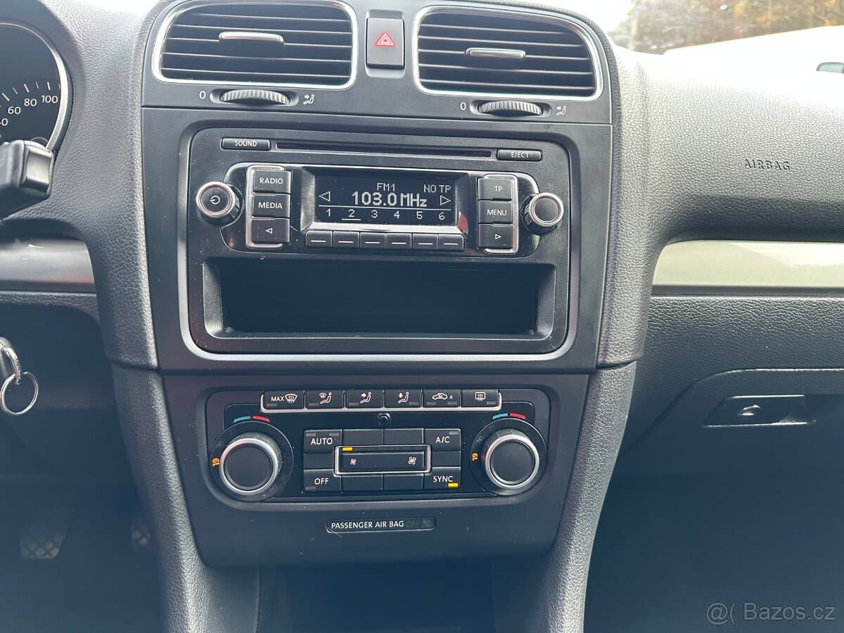 2013 Volkswagen GOLF - 15