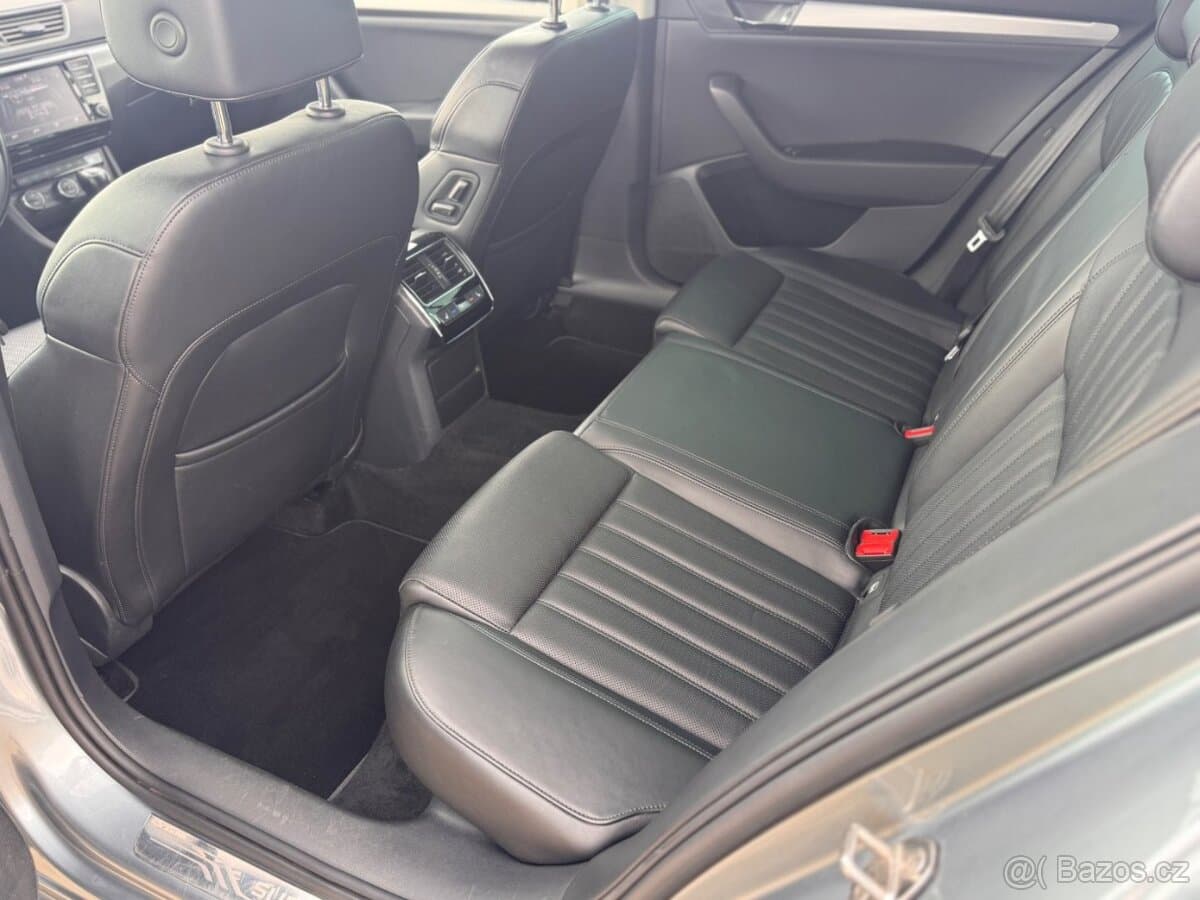 2016 Škoda SUPERB - 15