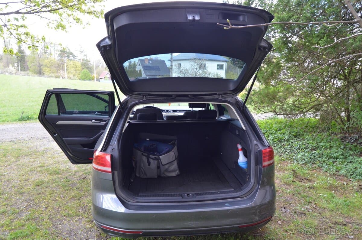 2015 Volkswagen PASSAT - 15