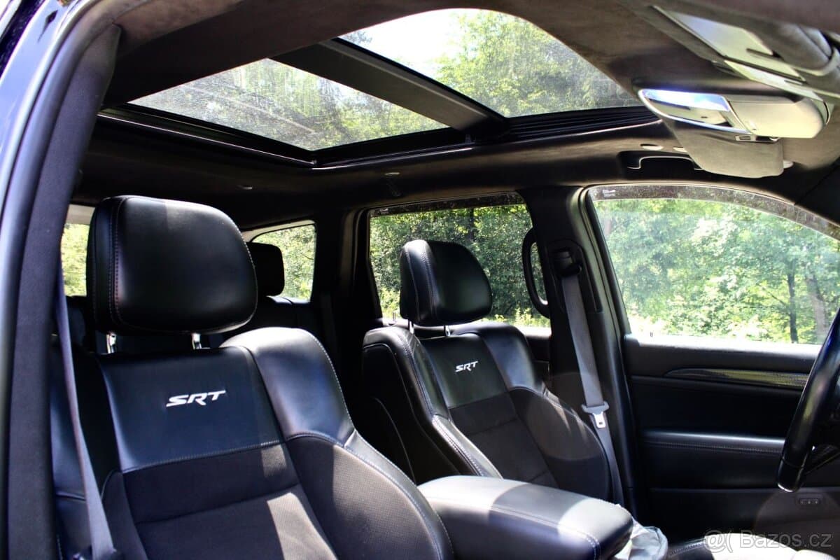 2019 Jeep CHEROKEE - 15