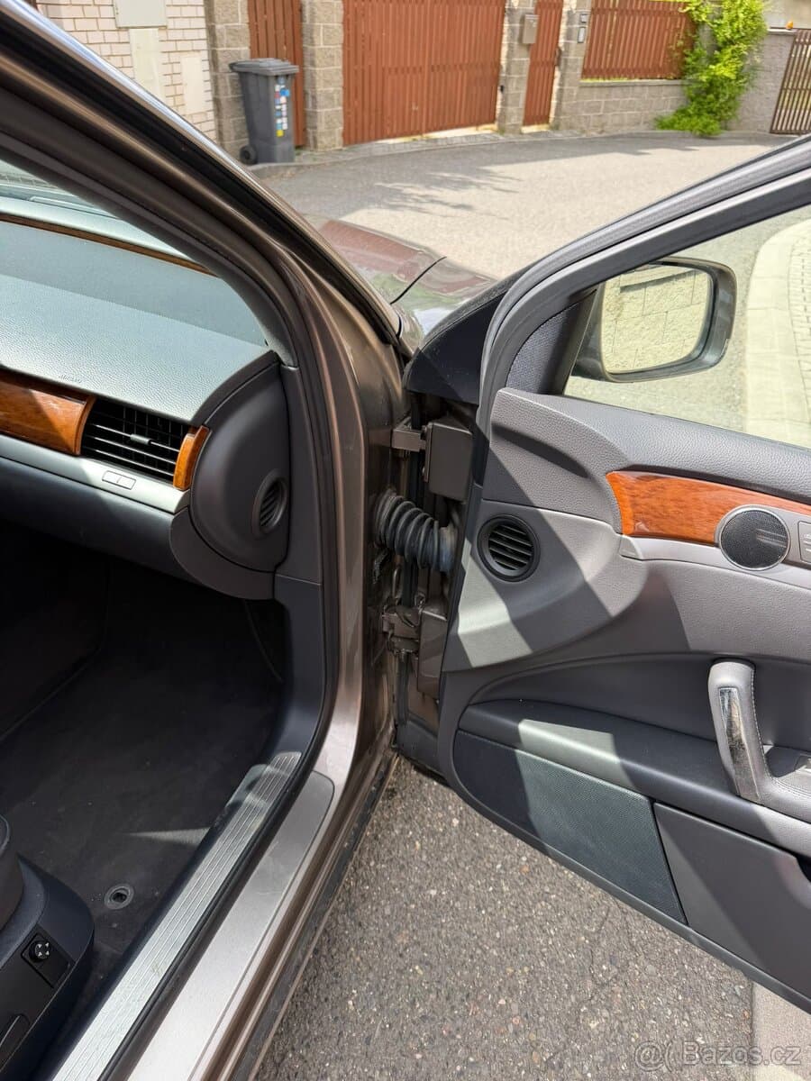 2012 Volkswagen PHAETON - 15