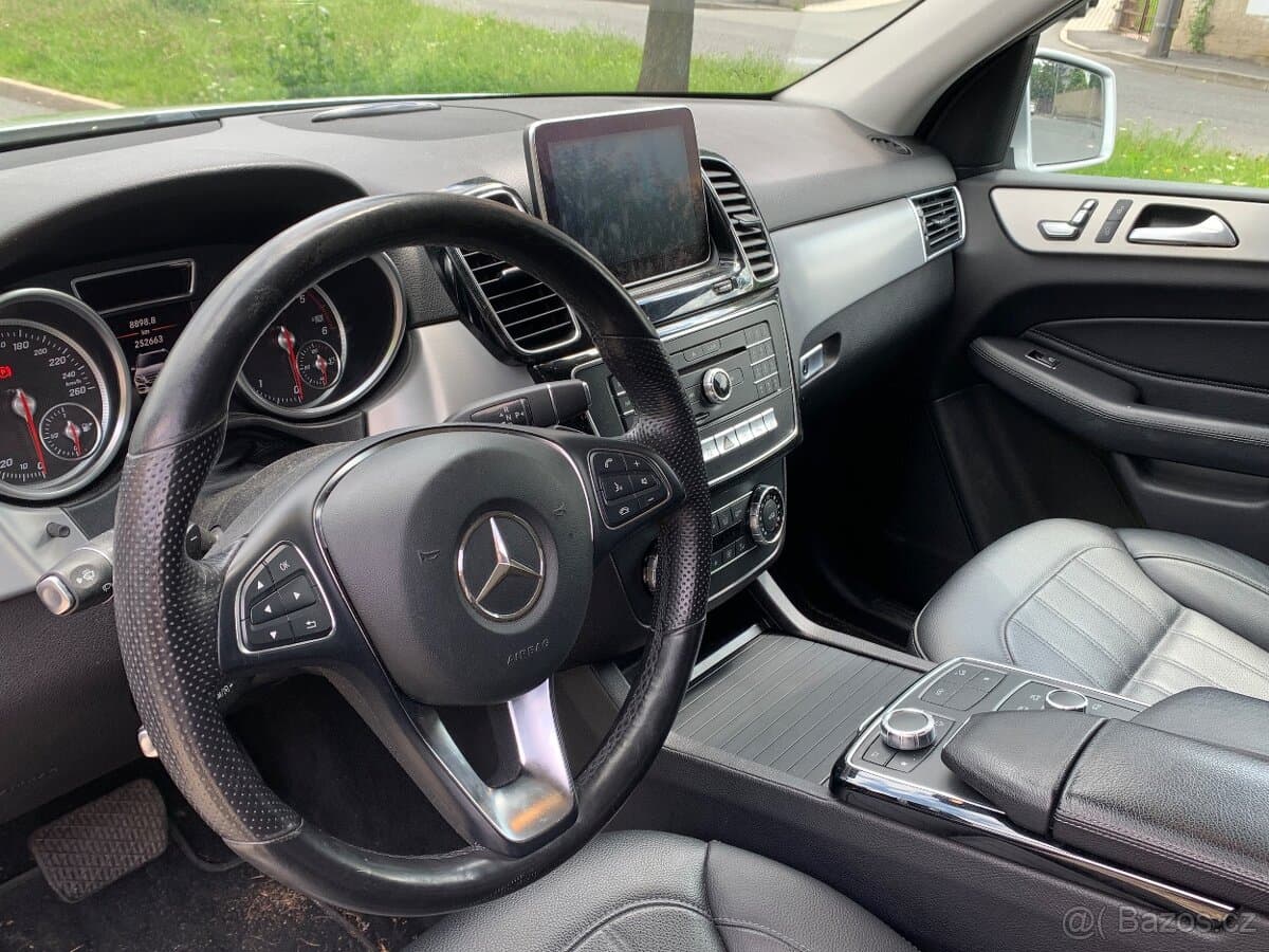 2015 Mercedes-Benz GLE - 15