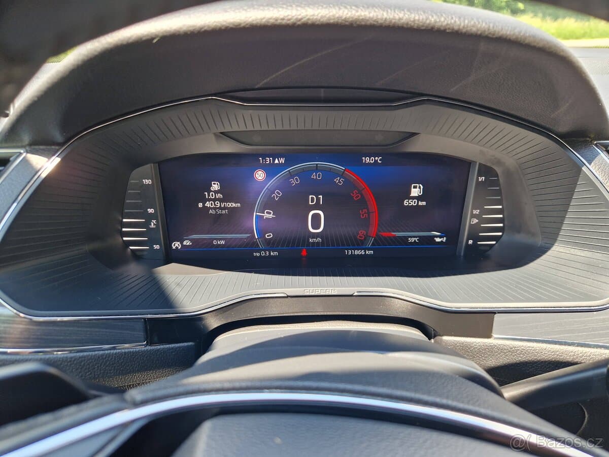 2023 Škoda SUPERB - 15