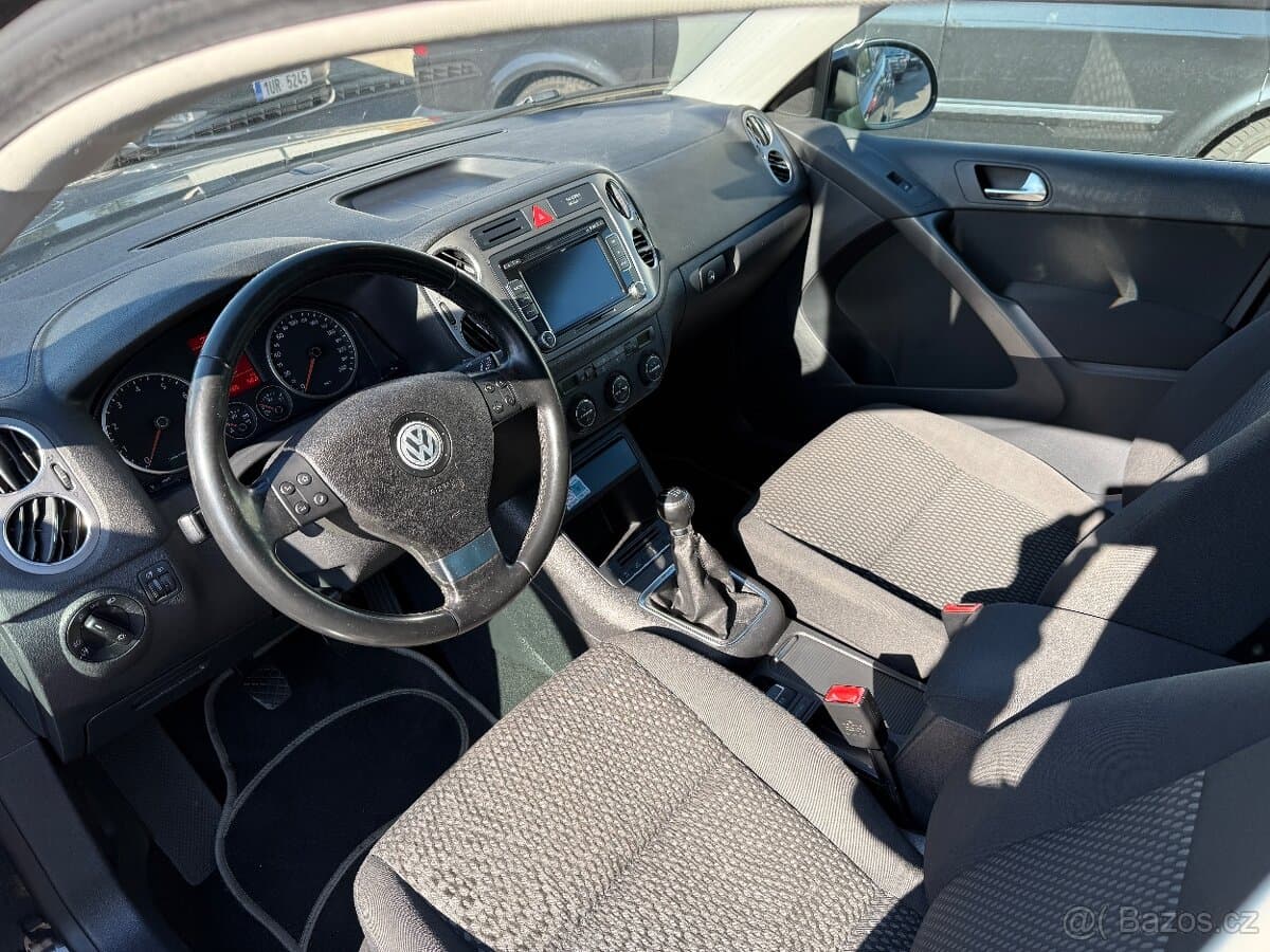 2009 Volkswagen TIGUAN - 15