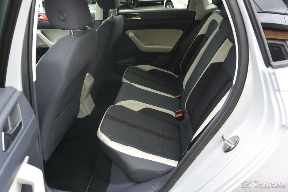 2017 Volkswagen POLO - 15