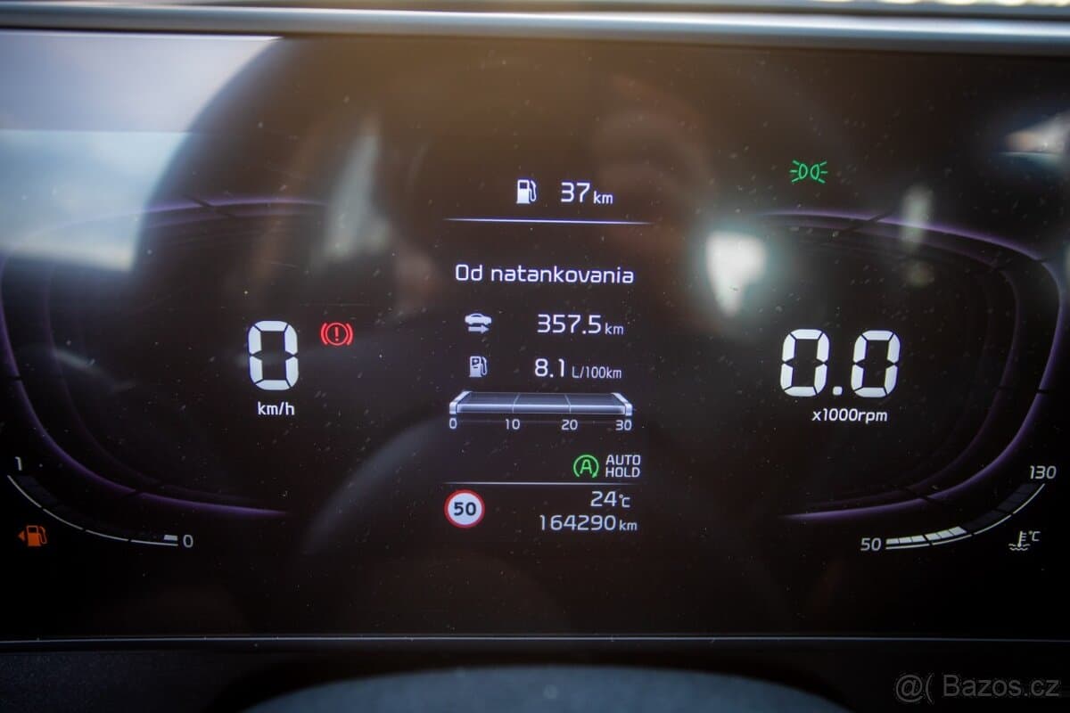 2022 Kia SPORTAGE - 15