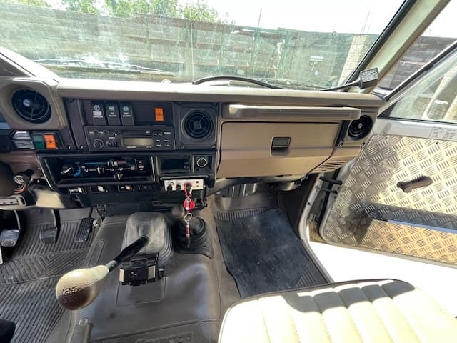 1999 Toyota LAND CRUISER - 15