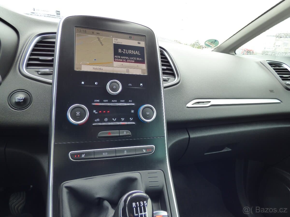 2018 Renault SCENIC - 15