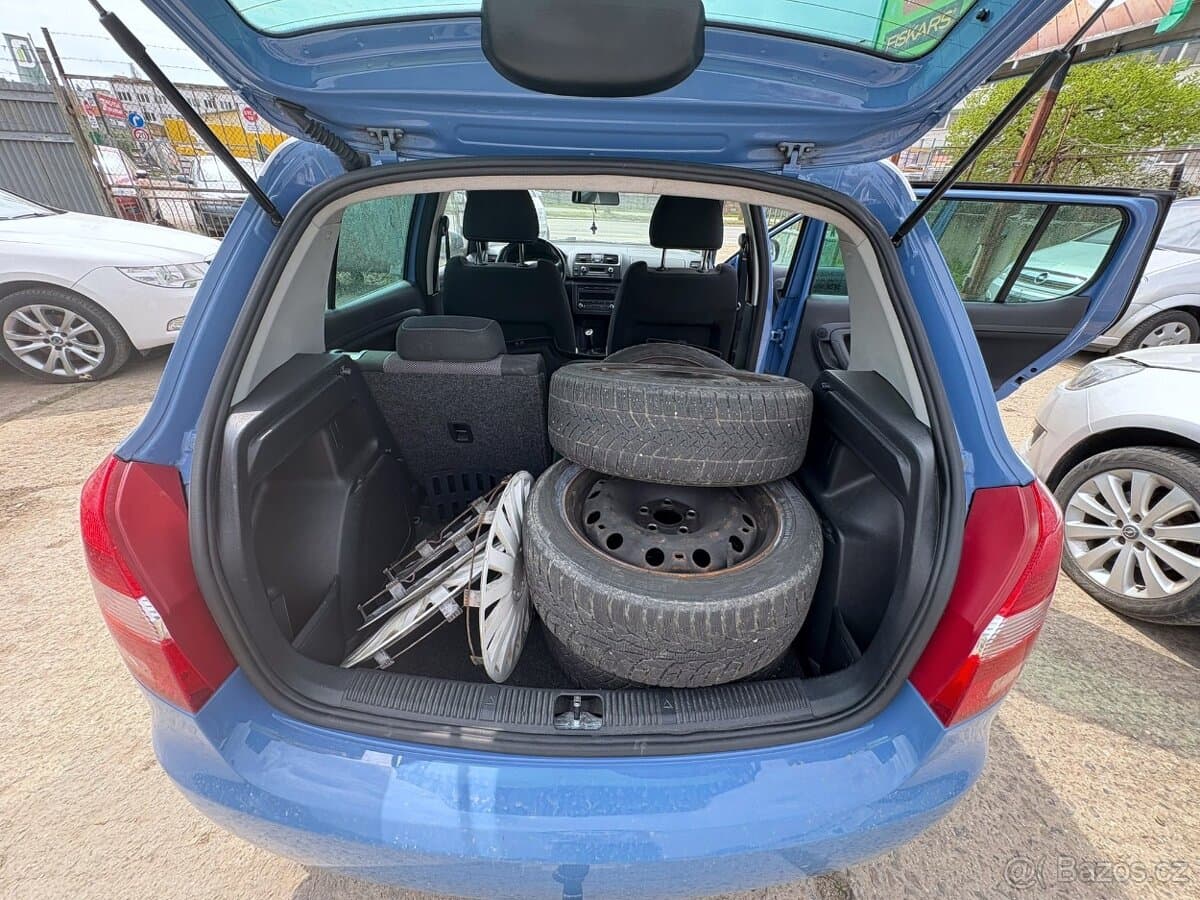 2011 Škoda FABIA - 15