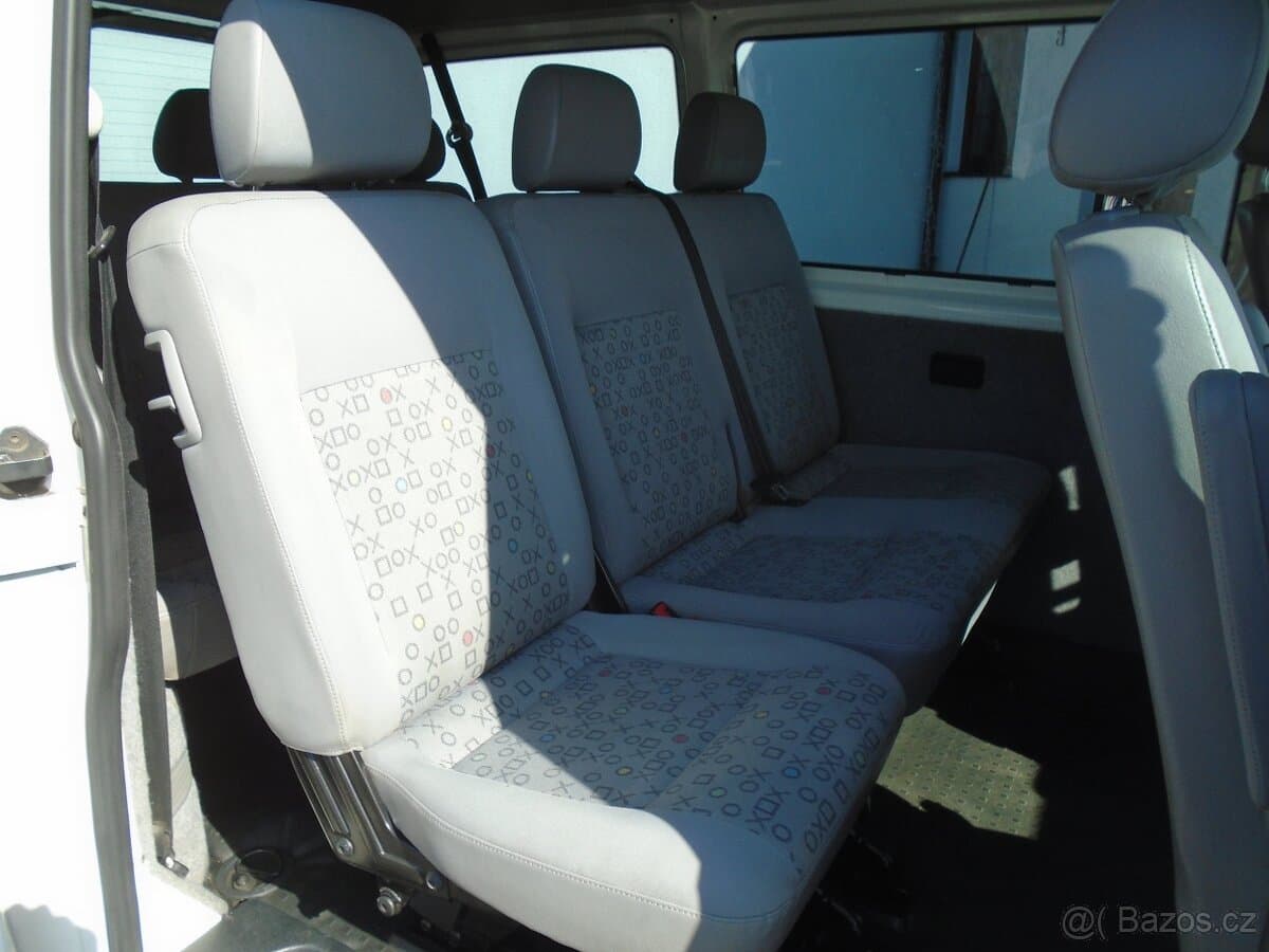 2009 Volkswagen CARAVELLE - 15