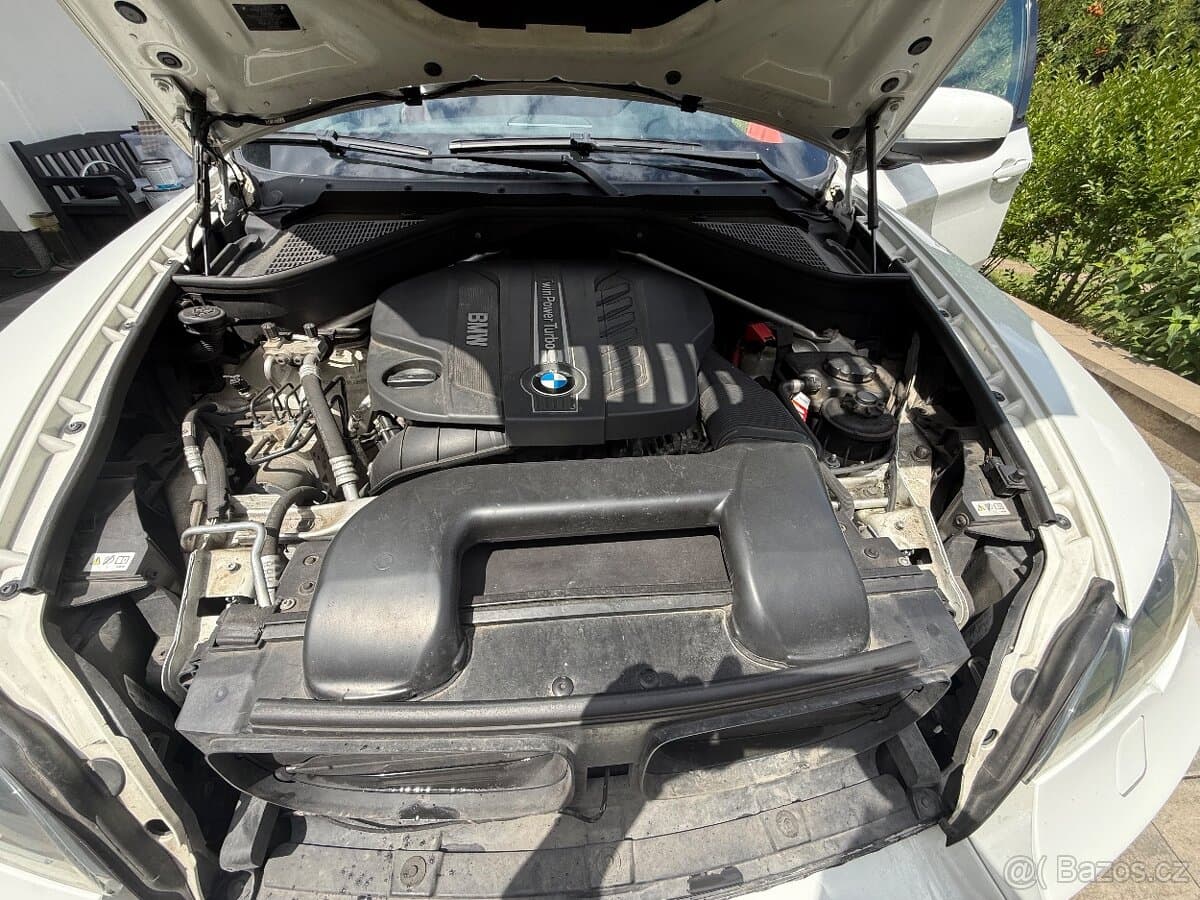 2010 BMW X6 - 15