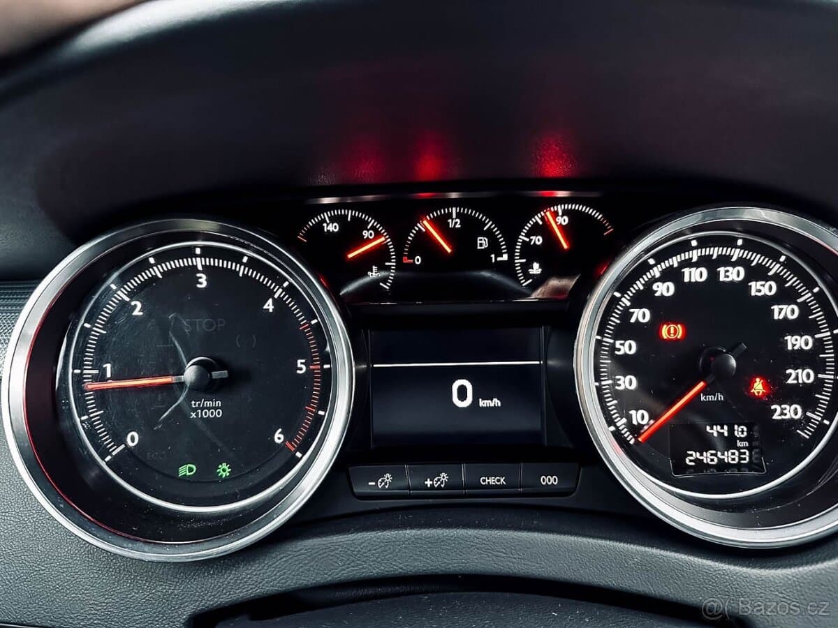 2014 Peugeot 508 - 15