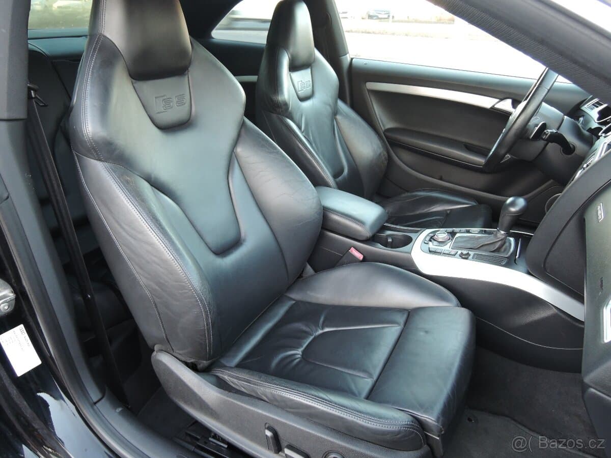 2008 Audi S5 - 14