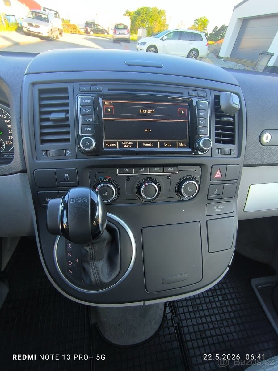 2015 Volkswagen MULTIVAN - 15