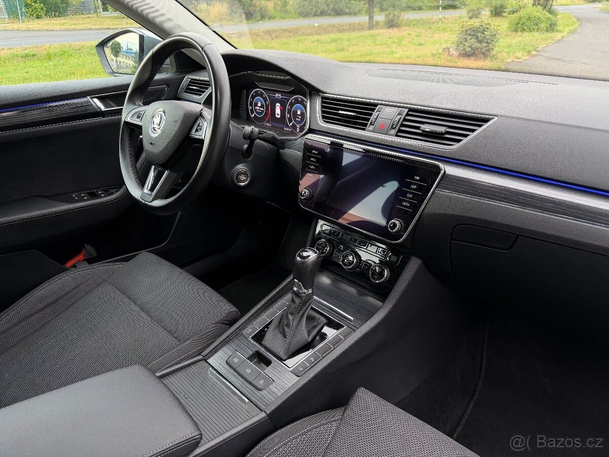 2021 Škoda SUPERB - 15