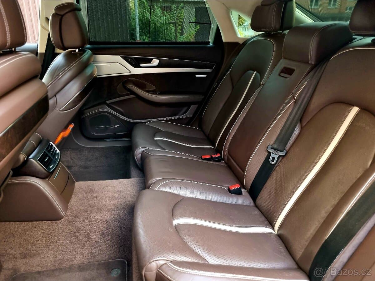 2013 Audi A8 - 15