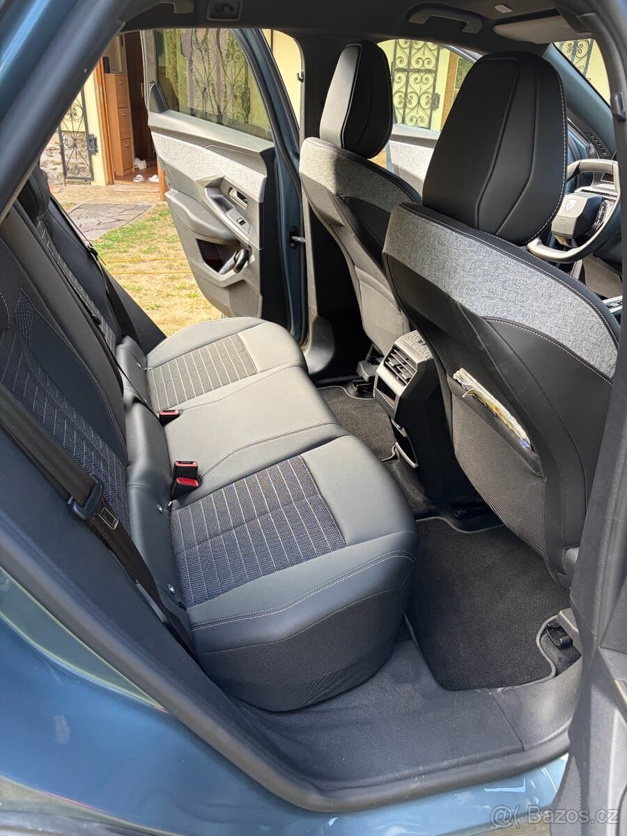 2025 Peugeot 3008 - 15