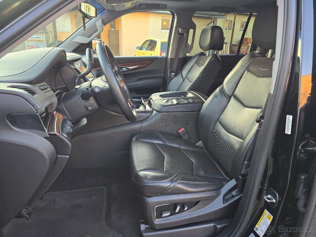 2014 Cadillac ESCALADE - 15