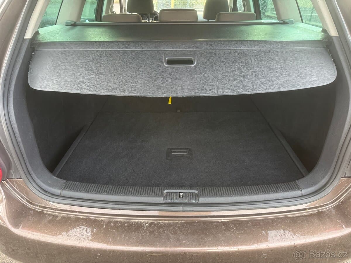 2012 Volkswagen GOLF - 15
