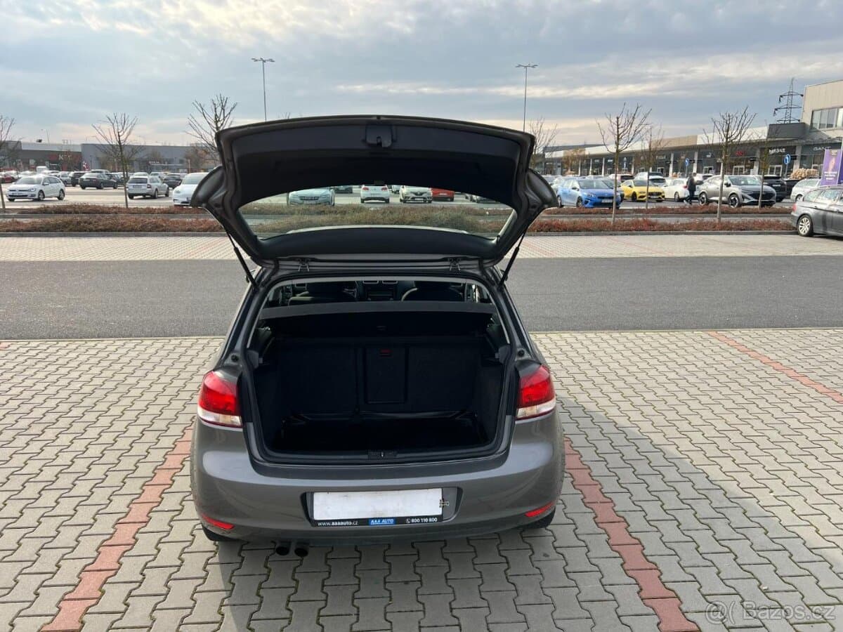 2009 Volkswagen GOLF - 15